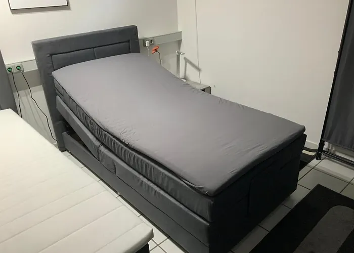 Hueckelhoven-baal E-bike Und Rollerverleih * 许克尔霍文